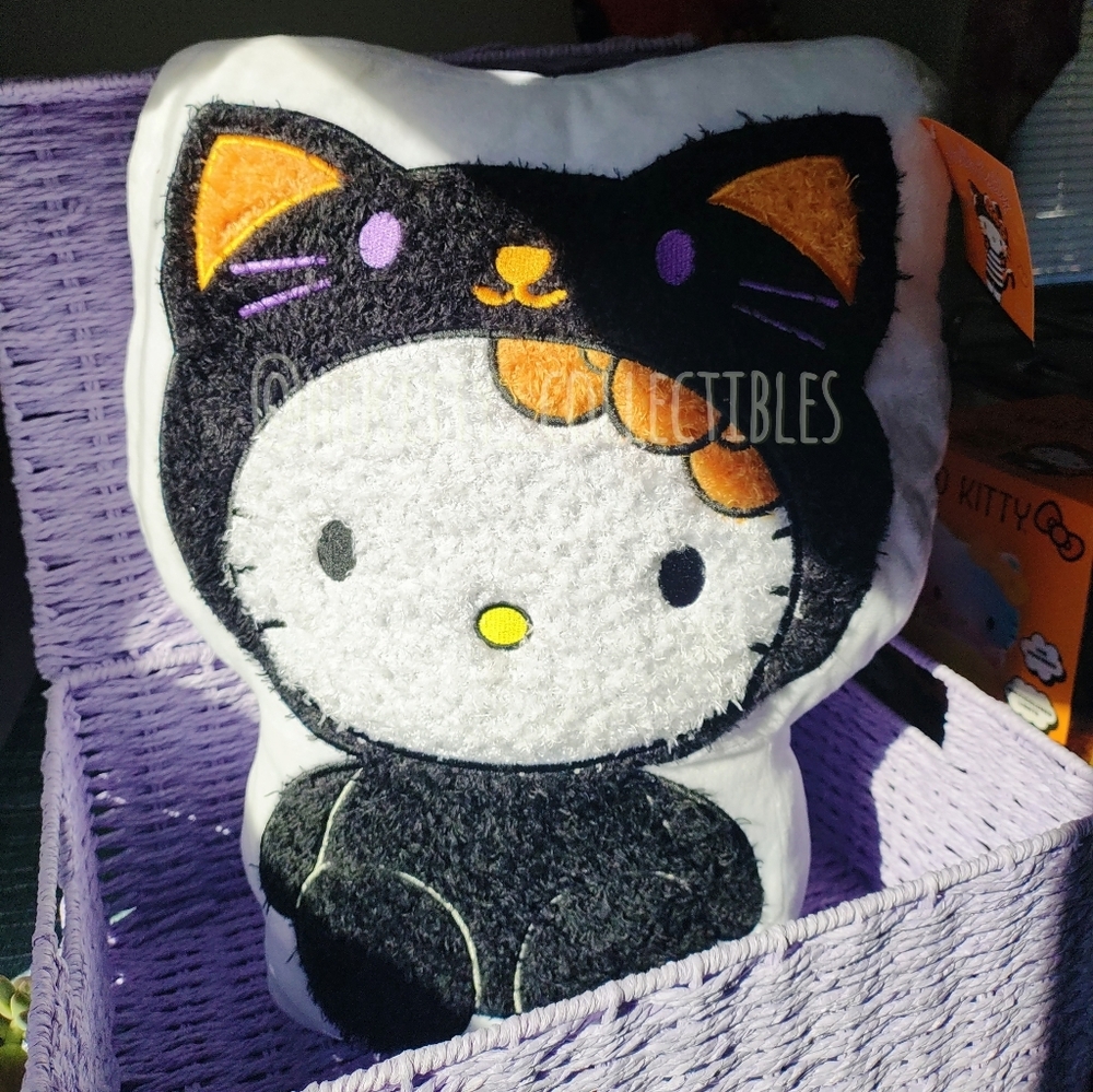 Meet your Posher, Hikitty